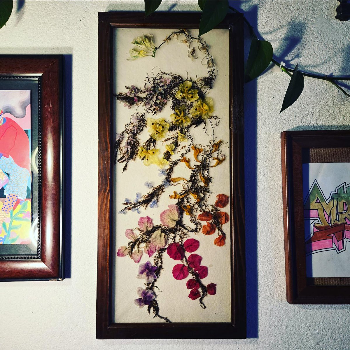 My 1st commissioned art piece EVER!

Once again, I find myself turning a passion into a business with my 1st commissioned piece, a 2nd one confirmed, and my 1st art gallery show in two weeks! 

Stay tuned if you're local to San Diego 💚