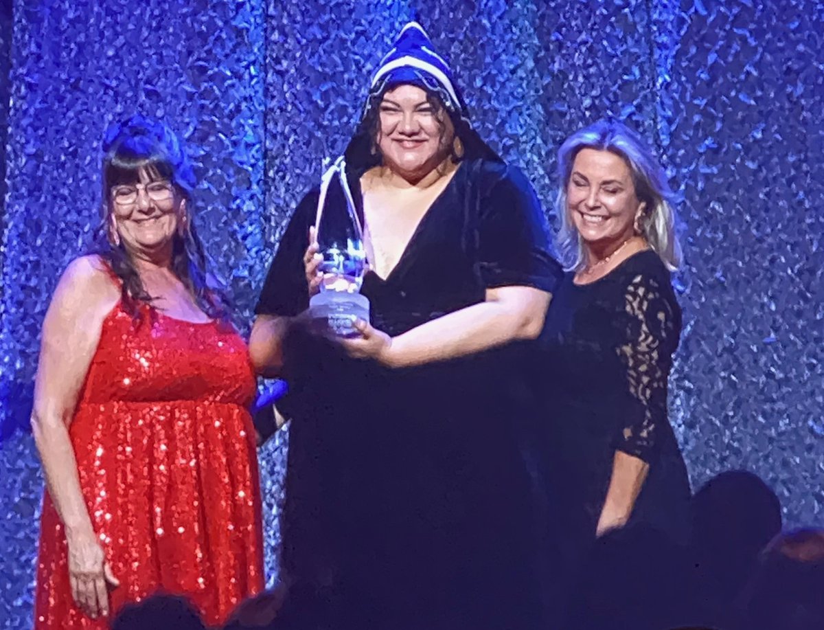 NANComms's tweet photo. Congratulations @JossOssim, of Moose Cree First Nation, who received the @Indspire Award for Public Service!  A great night celebrated by @LinklaterVictor @PattyHajdu and Oshkaatisak Council members. Meegwetch, Jocelyn. You are an inspiration! https://t.co/wmfKwUm0be