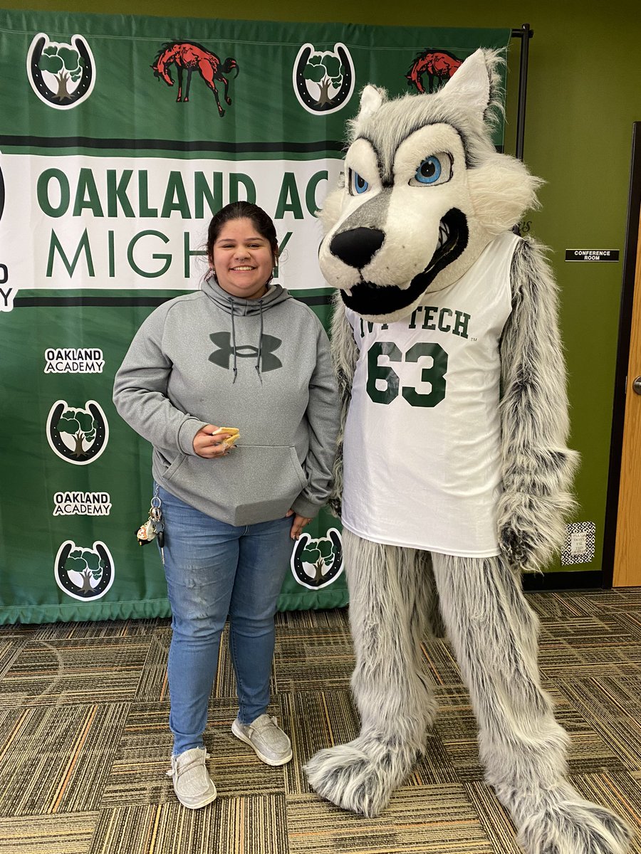 Oakland Academy tweet media