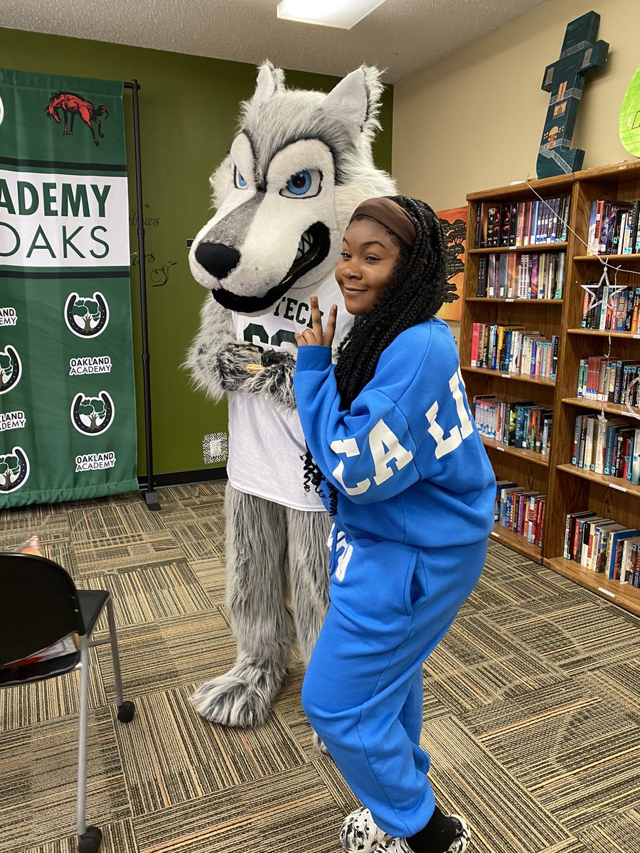 Oakland Academy tweet media