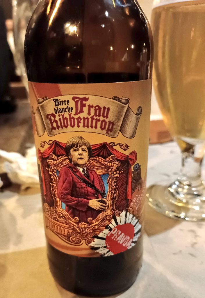 Frau Ribbentrop. Cerveza artesana ucraniana dedicada a Angela Merkel.