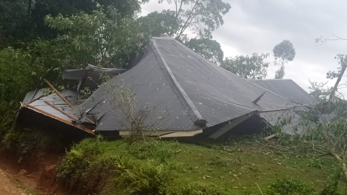 The rains did injustice to Nyakemincha Secondary School. How substandard are the schools structures kwani? It's dangerous out here.