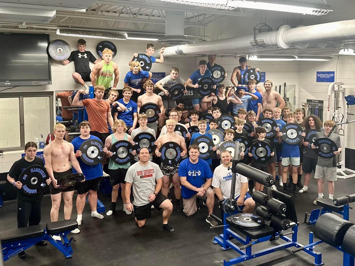 Mondovi Football got to try out the new weights from Dynamic Fitness this morning.