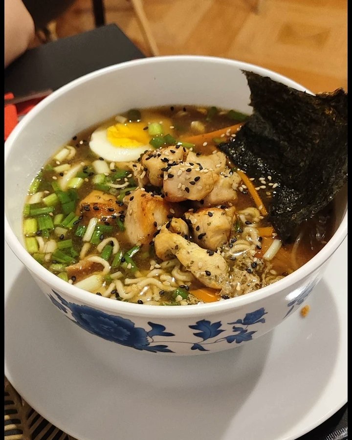 _claraportillo's tweet photo. ¿Ya descubriste estre pequeño rincon en la ciudad de Capiata? Te ofrece una variedad de comida al estilo oriental y mas, no te podes perder, veni a probar esta noche!! Abierto desde las 18:00 horas 
Atención: Haz tu reserva al 0982148404
King Panda Food https://t.co/kj7zpPvMTB