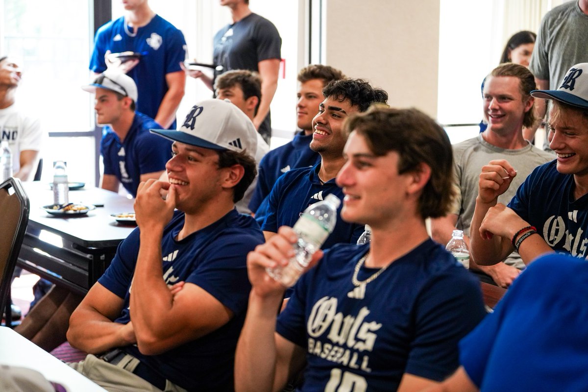 Surprise! Happy 50th boss man! #GoOwls👐