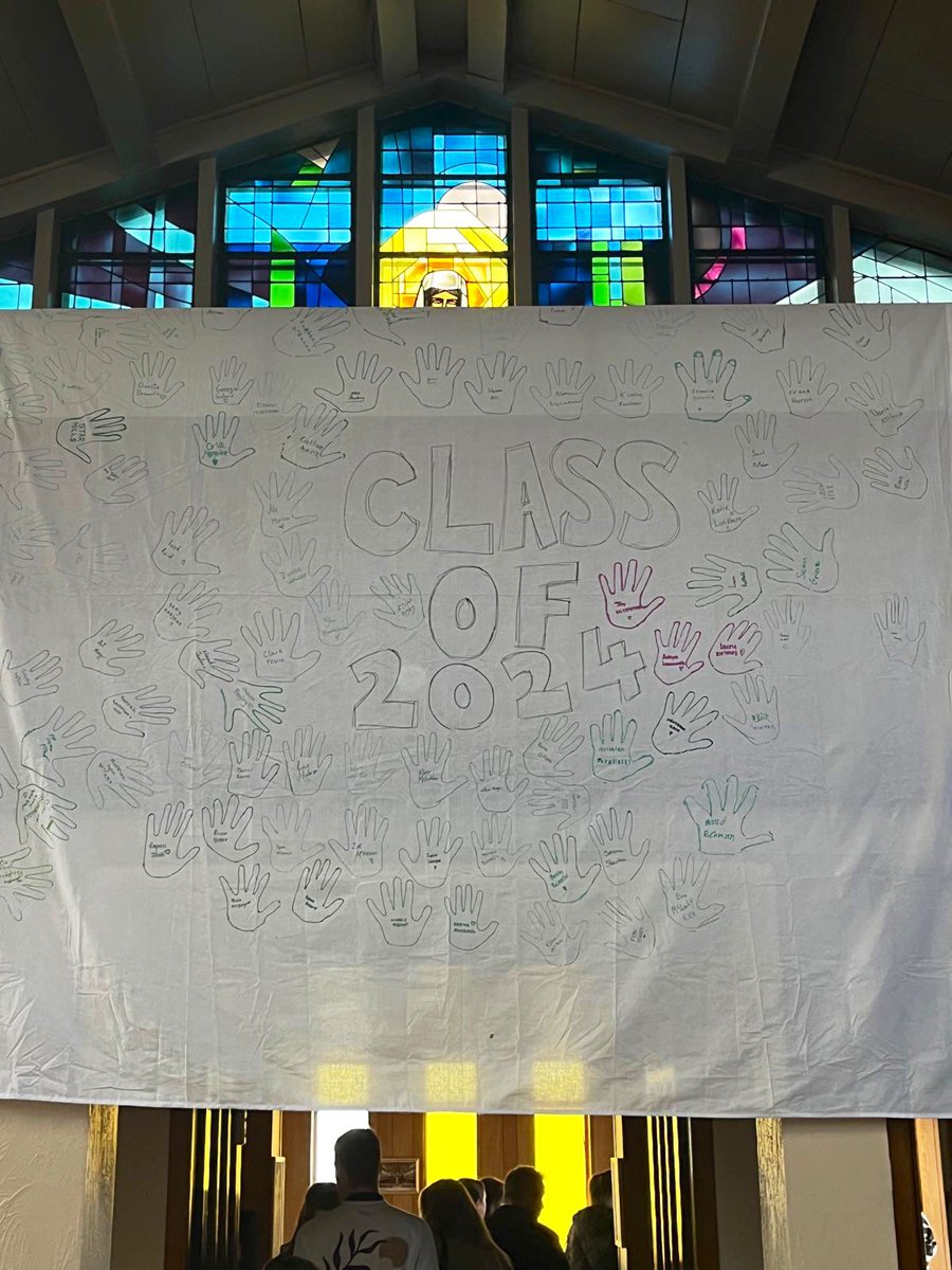 StKentAc's tweet photo. Congratulations to our S6 class of 2024 on their last day! 🎉👩‍🎓👨‍🎓

Today was marked by a beautiful celebration of Mass, attended by students, parents, and school staff.

Wishing you all the best on your future journeys.

Your future starts today. Enjoy it!

#ClassOf2024 #TeamStK https://t.co/0sdyE7gnPP