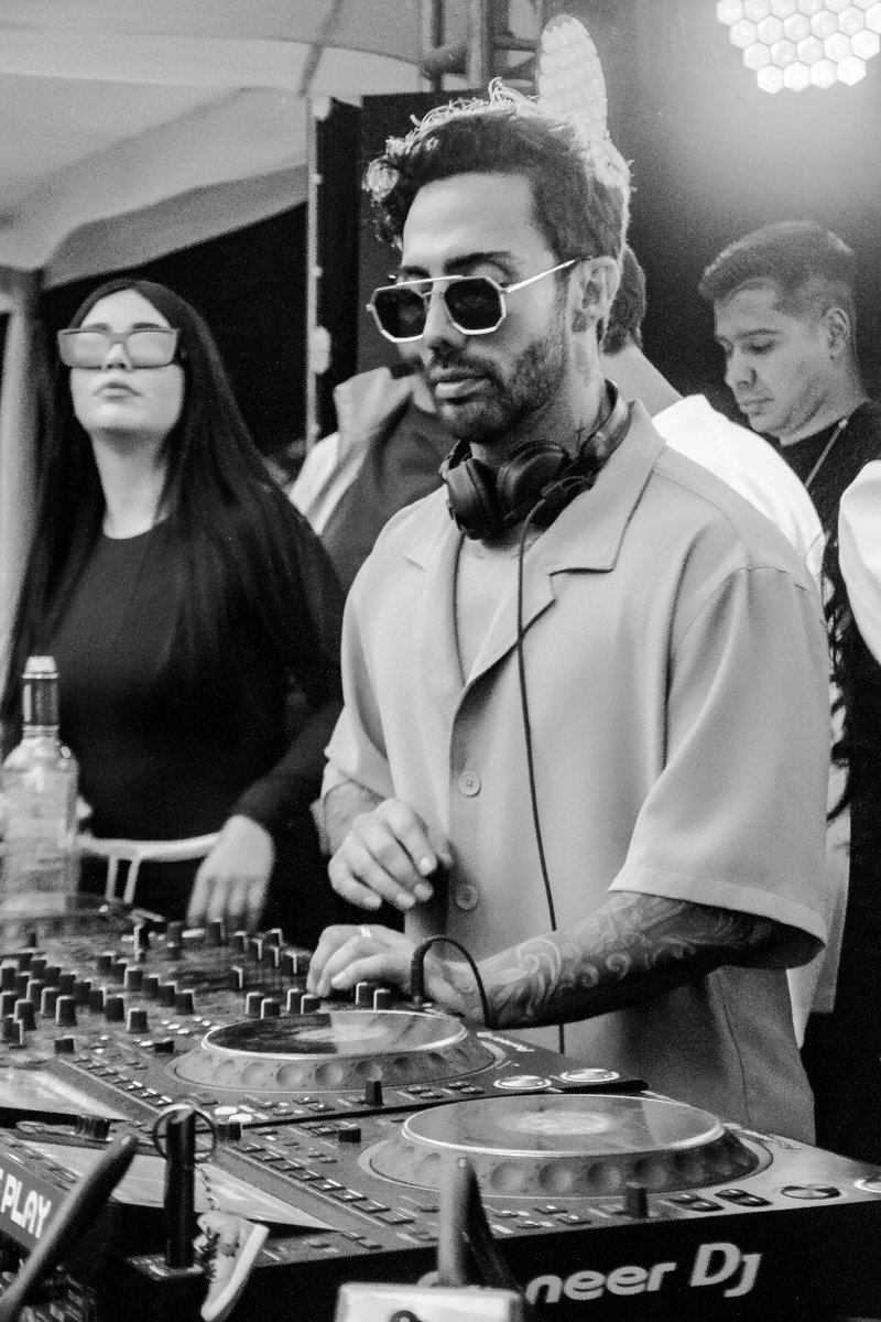 Efren_Cielo's tweet image. DJ set Mr. Fun 💿🎚️🎛️💿🎧

#Dj #djset #MrFun #thefunindustries #México   #Fotografía #EfrenCielo © 📷 🇲🇽