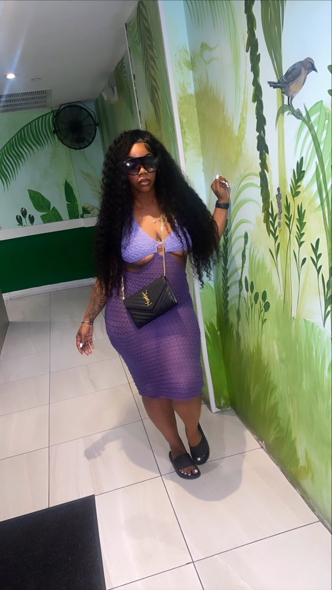 BAdBitChBl0NdYE's tweet photo. And I ain’t gotta do a mf thang bitch  #BigTaurus https://t.co/pWbYHmSrpV