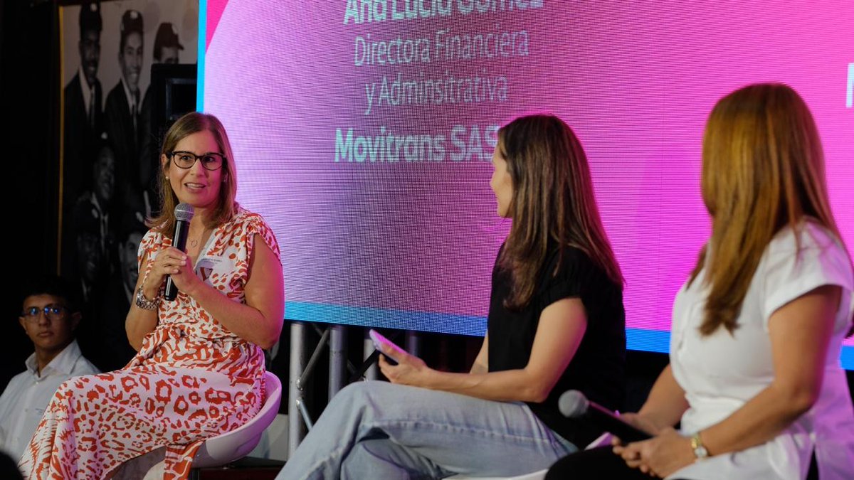 lfpperez's tweet photo. 🤩 Finalmente, 130 empresarios asistieron a nuestro segundo #CaliMeetUp del año. Allí hicieron conexiones de valor, se retaron y se inspiraron con las historias de Ana Lucía Gómez, dir. financiera y administrativa de @AMovitrans, y Janneth Moreno, gte. de #MaincoHealthCare. https://t.co/fAPDUk9Dxr