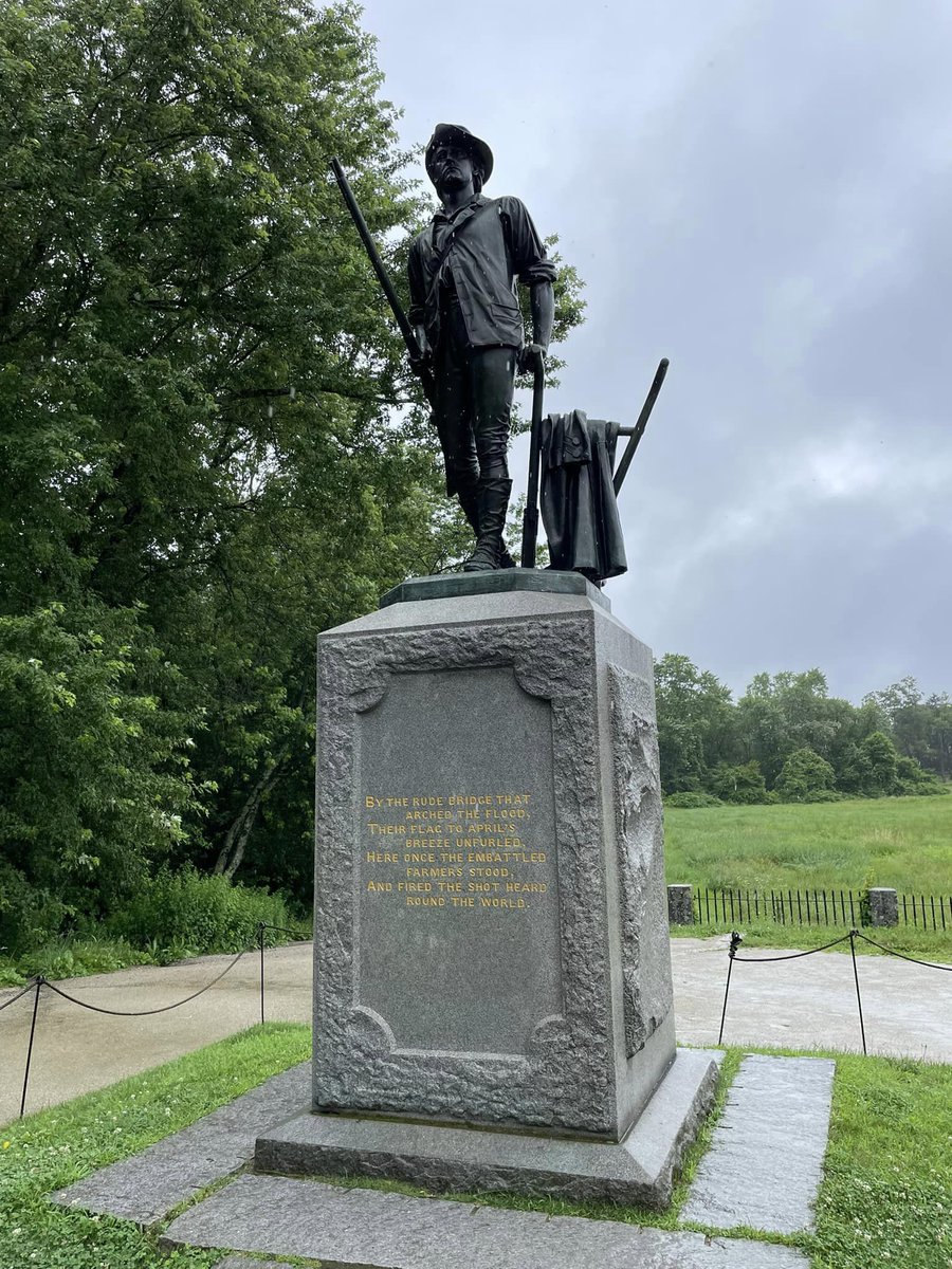 OldNorth1723's tweet photo. Today is the anniversary of the Battles of Lexington and Concord, the first military engagements of the Revolutionary War.

British troops had come to seize military supplies, but with advance warning from Paul Revere and other riders, the Patriot militia was ready to fight. https://t.co/4NFnR4PgVI