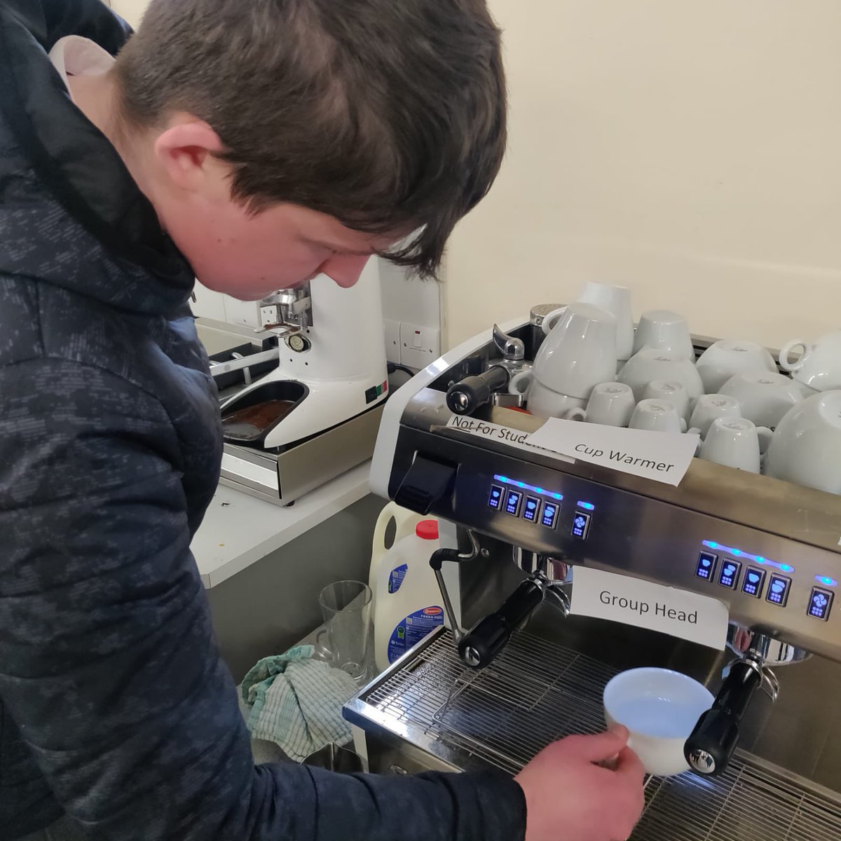 chreagain's tweet photo. Our TY’s travelled to @GRETBOfficial Airglooney Further Education Centre Tuam this week to commence their training in Barista Skills. A valuable skill to have when seeking part time employment. Thanks to GRETB tutor Ann Steele for her guidance and expertise. ☕️☕️ https://t.co/ssSzS9tSKT
