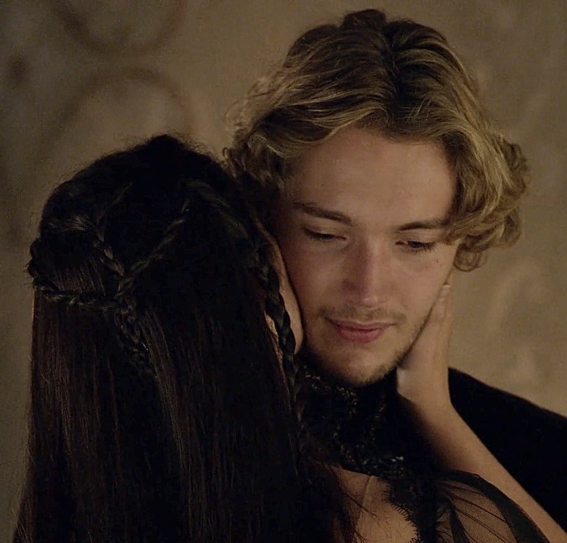 These are sweet loving Mary’s gestures will end the week with these images.
Happy Frary ❤️❤️Friday!