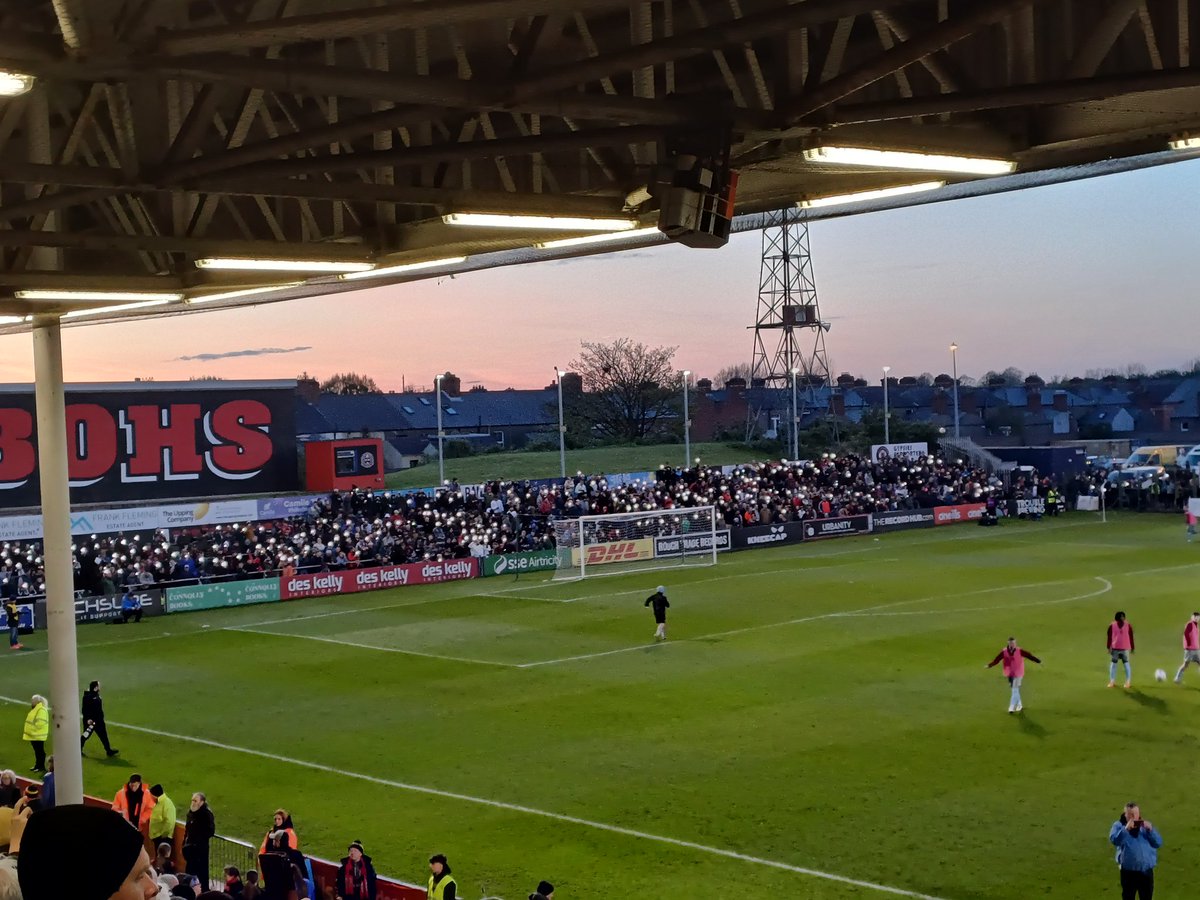 Class touch from @bfcdublin with a tribute to the lives lost in the Stardust disaster, @christymoore45 song They Never Came Home on the PA and phone torches from both sets of fans lit in tribute.