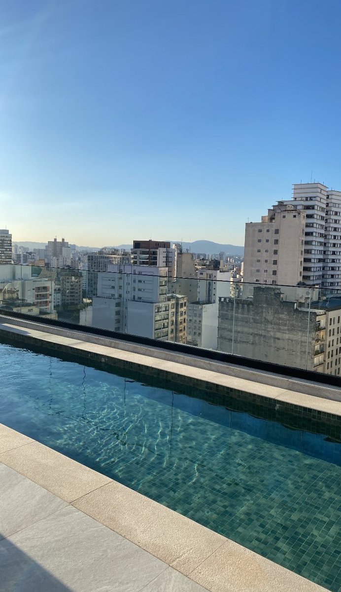 brunorahall's tweet photo. qualquer paulista que posta foto aqui ou tá gravando vídeo +18 ou alugou pra dormir com algum macho https://t.co/6XOr0kim2o