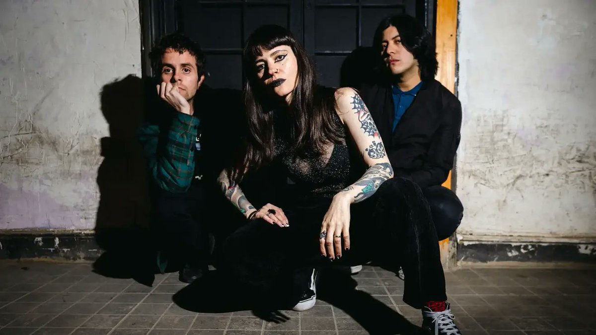 Slowkiss llega a plataformas digitales con su álbum K.O. 👉 cdcz.short.gy/5T6Rdv 

#musicachilena