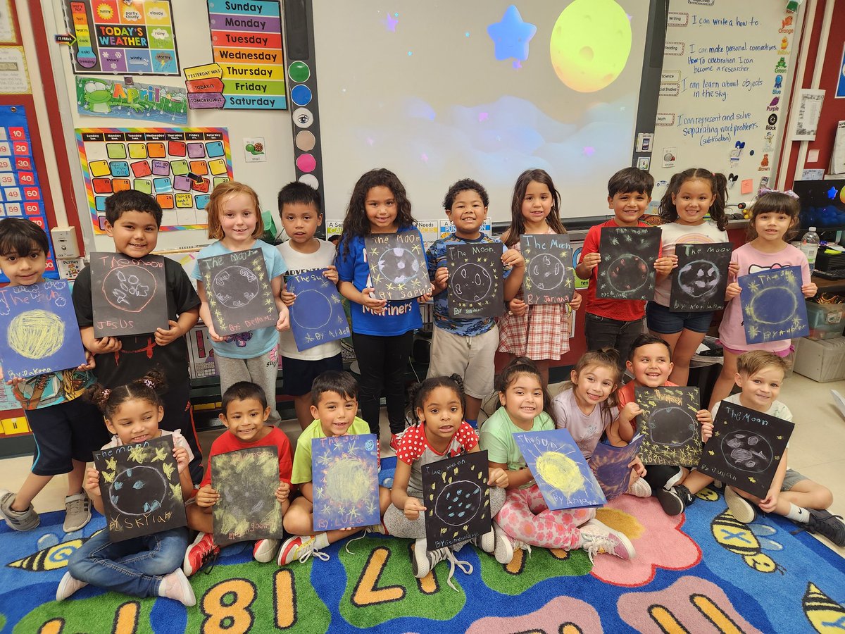 AshGirardTeach's tweet photo. Today we are published researchers! We researched objects in the sky, choosing the sun or the moon and created our own non-fiction books with information we learned. 🌞🌚 #littlelearners #writingisfun @NISDMurnin @NISD_ECE @NISDElemCI https://t.co/Rbp2Jk7ayx