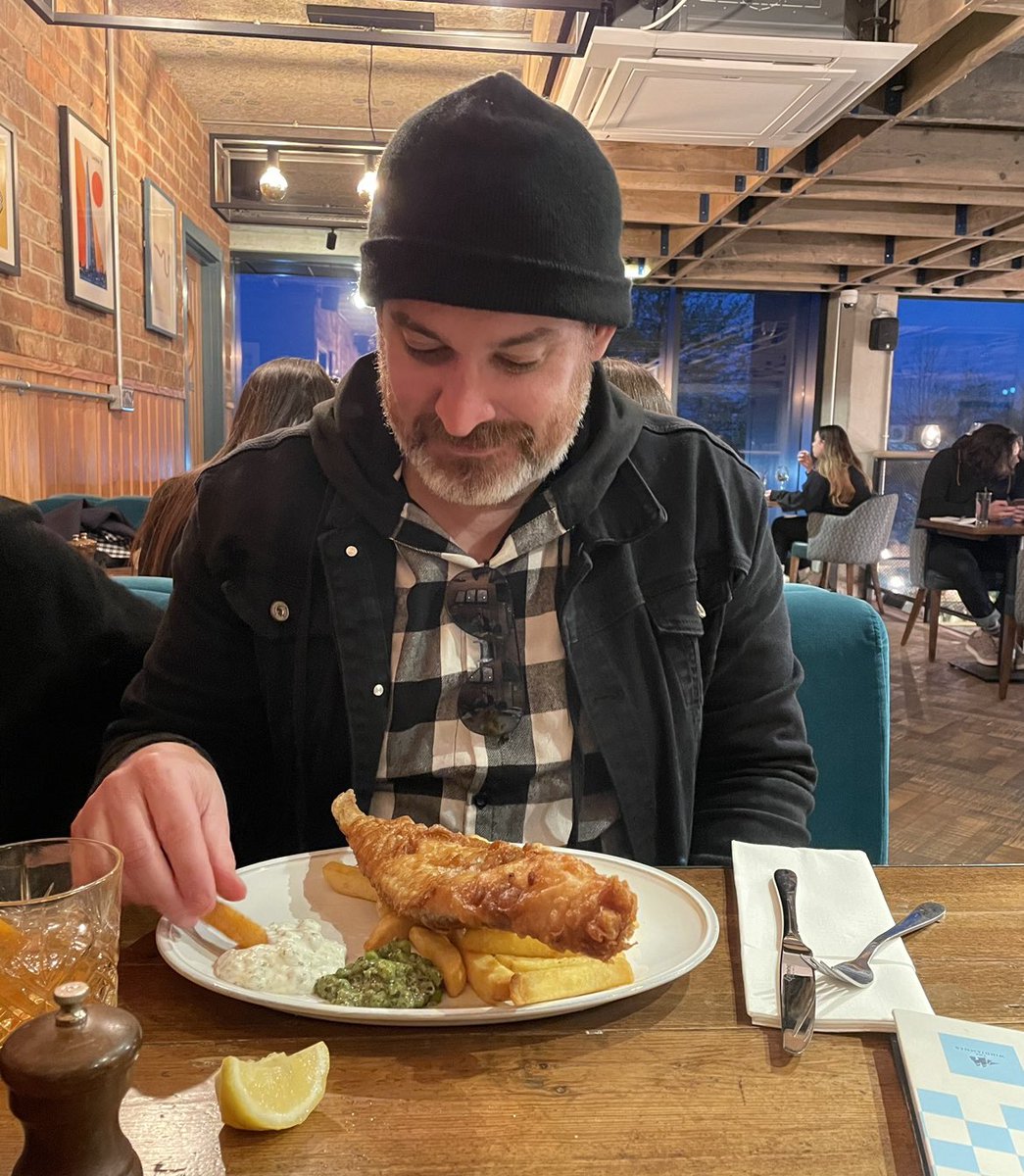 Happy birthday to my friend and podcast partner on @forcecenterpod, @kennapzok—pictured here in state of calm bliss, smiling at a food.