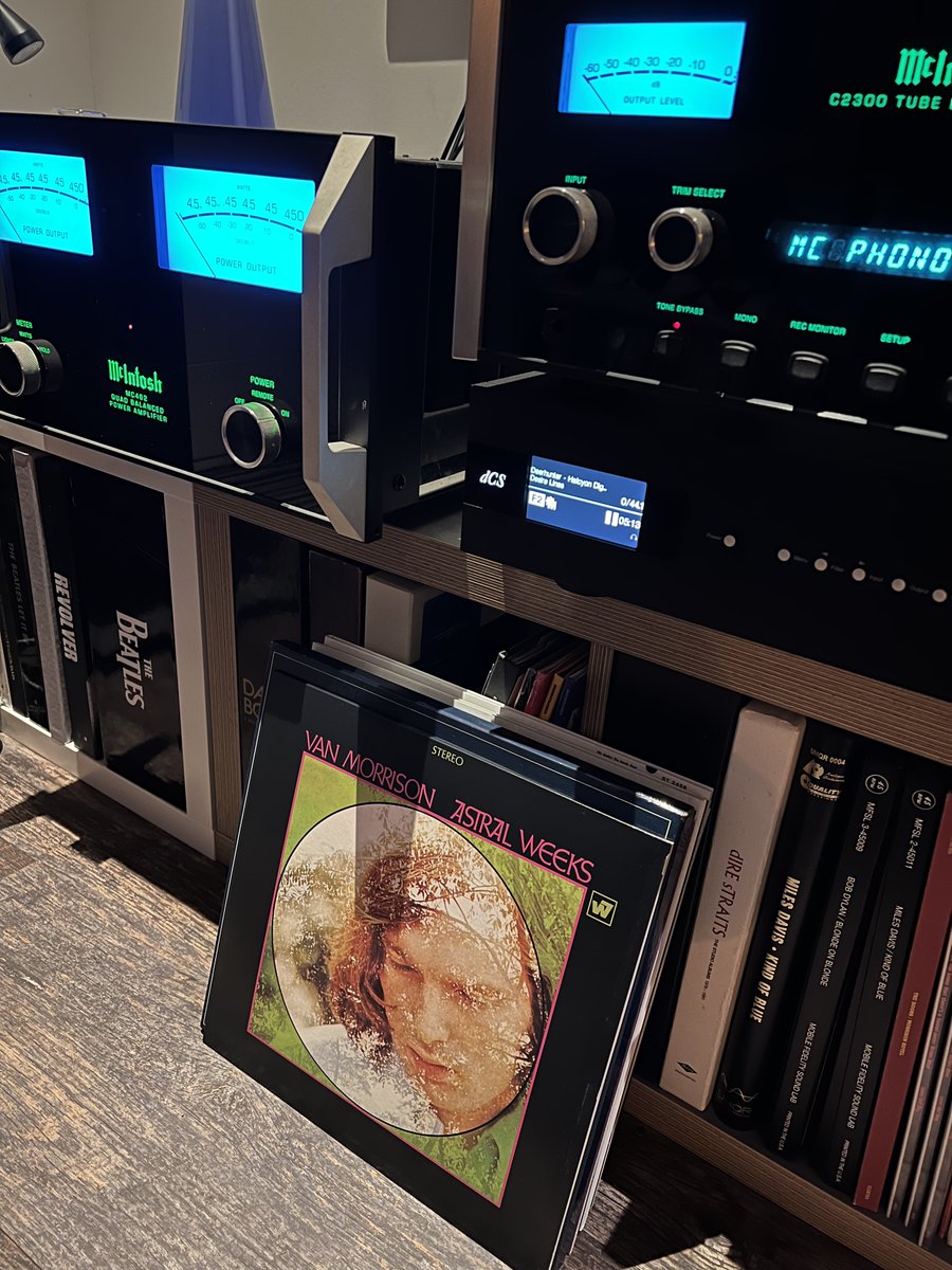 lennon909uk's tweet image. Astral Weeks is certainly in my top3 &amp;amp; obviously No.1 from Van for me but what are Van’s 2,3 &amp;amp; 4 best albums? #VanMorrison