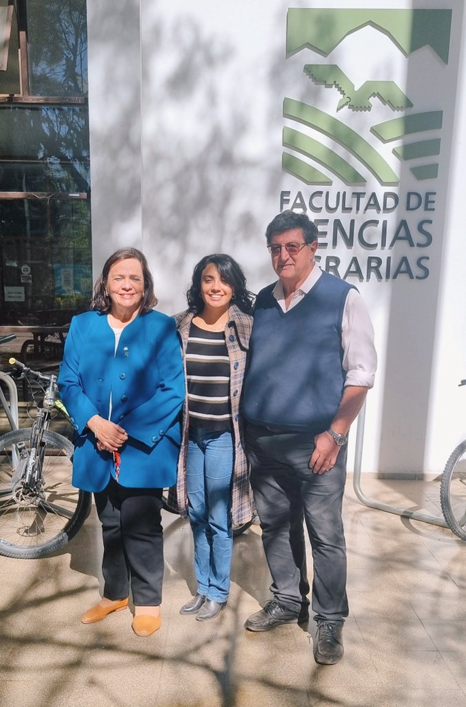Agradezco a  la Decana y al Vicedecano de la Facultad de Ciencias Agrarias de la UNCuyo por confiar en mi persona como Secretaria de Infraestructura, Campus, Servicios y Producción.