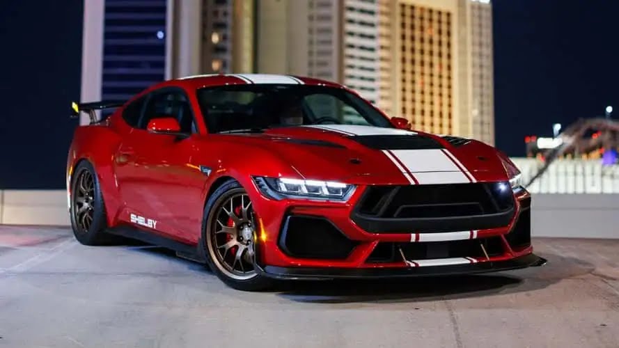 The Mustang is still alive but why does it look like a damn Camaro.
#Mustang
#ShelbyGT500
#Camaro