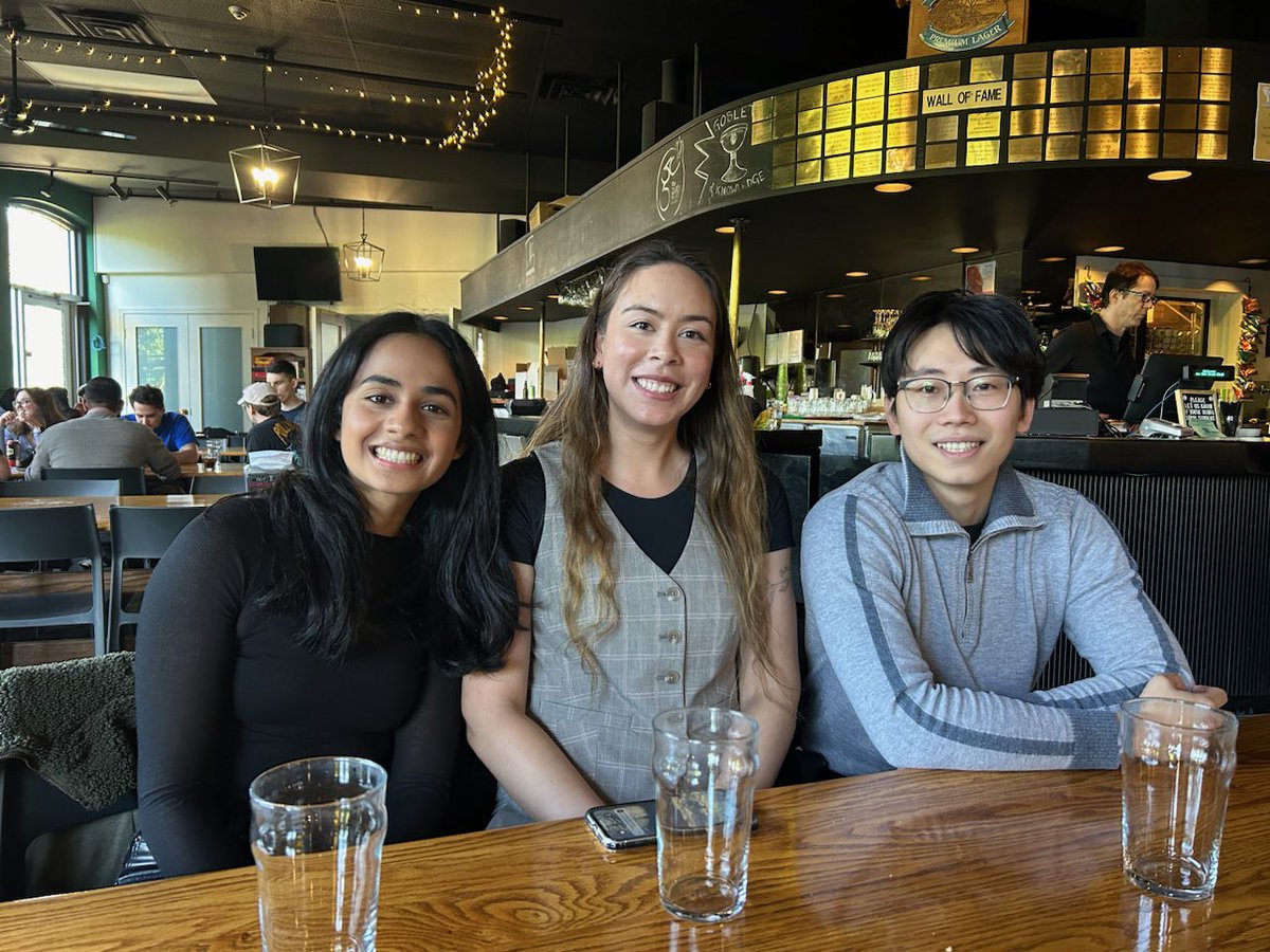 Dr Paula Foster (@pj_foster) on Twitter photo Three newly minted <a href="/RobartsCMIG/">The Robarts Cellular and Molecular Imaging Group</a> PhD students!!
Congratulations <a href="/_nfernando/">Nitara Fernando</a> <a href="/samantha__flood/">Samantha Flood</a> and <a href="/Jerry_Fu_CMIG/">Jerry Fu</a> on successful reclassification into the PhD program <a href="/WesternU/">Western University</a> <a href="/westernuMedBio/">Medical Biophysics</a> Three newly minted <a href="/RobartsCMIG/">The Robarts Cellular and Molecular Imaging Group</a> PhD students!!
Congratulations <a href="/_nfernando/">Nitara Fernando</a> <a href="/samantha__flood/">Samantha Flood</a> and <a href="/Jerry_Fu_CMIG/">Jerry Fu</a> on successful reclassification into the PhD program <a href="/WesternU/">Western University</a> <a href="/westernuMedBio/">Medical Biophysics</a>