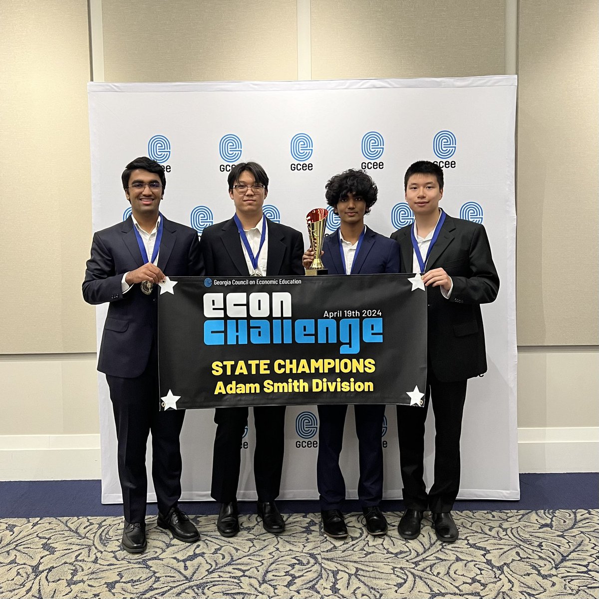 Your 2024 GA Econ Challenge champions (Adam Smith Division) from Walton High school. @Cobb_SS 

Thank you to the @AtlantaFed for hosting!