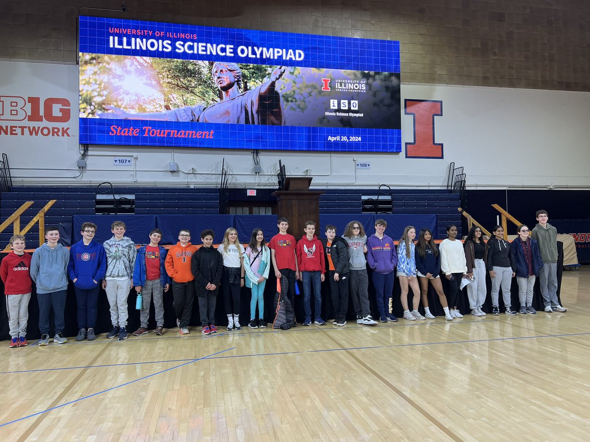 South and Thomas students at the University of Illinois! <a href="/AHSD25South/">South Middle School</a> <a href="/AHSD25Thomas/">Thomas Middle School</a>
