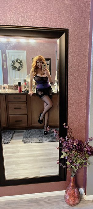 Happy TGIF Baby! 💋a few recent selfies over on my page.. https://t.co/fQKPWMRWnx https://t.co/BmSiPP<a href="/tag/stockings"class="tags"><span>#stockings</span></a><a href="/tag/ff"class="tags"><span>#ff</span></a><a href="/tag/milf"class="tags"><span>#milf</span></a><a href="/tag/longlegs"class="tags"><span>#longlegs</span></a><a href="/tag/bigtits"class="tags"><span>#bigtits</span></a>