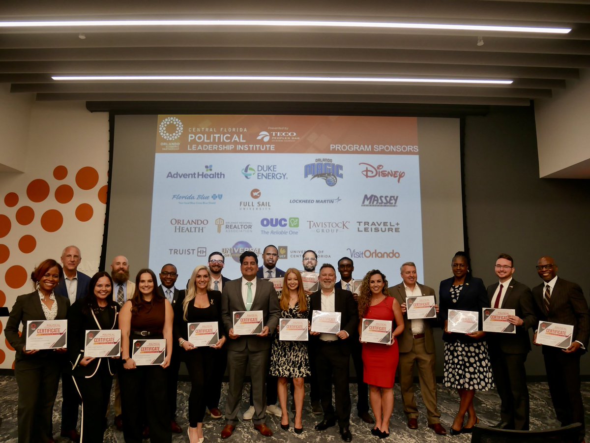 Last night, I delivered sponsor remarks & congratulated this year’s Central Florida Political Leadership Institute class on behalf of @TECOPeoplesGas. This year’s graduates are very impressive & I’m encouraged by their passion to lead as future #Florida elected officials. #FlaPol