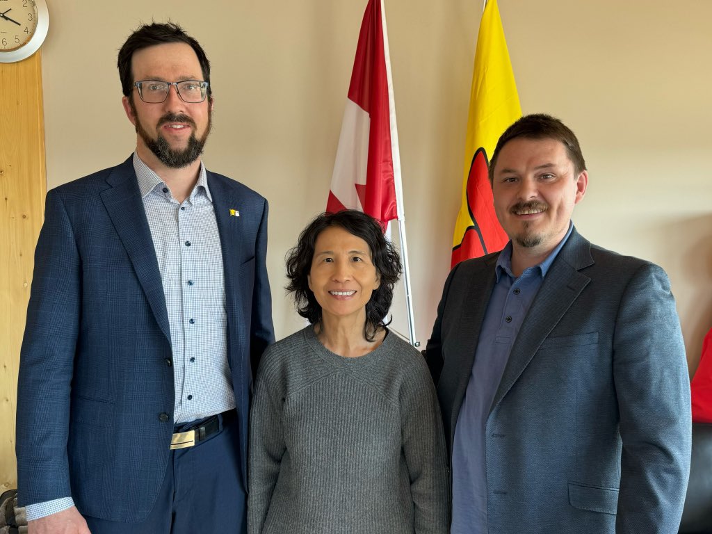 I was honored to welcome Dr. Theresa Tam, Canada’s Chief Public Health Officer to #Nunavut. We all followed her steady and reassuring leadership during the COVID-19 pandemic. Thank you for your service Dr. Tam.