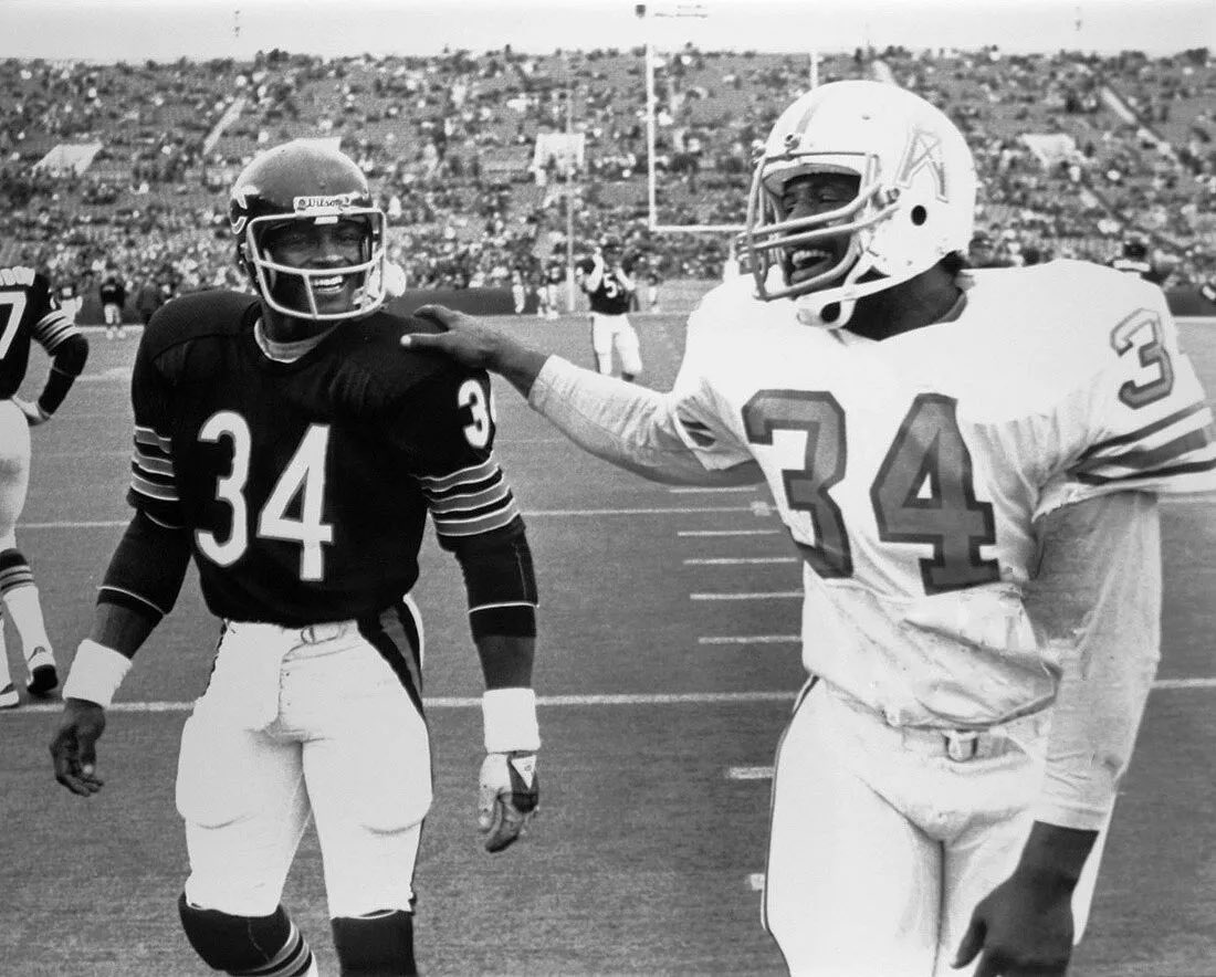 Super70sSports's tweet photo. Some things in life have improved since the 80s. Running backs are not one of them. https://t.co/QlY40FGB7N