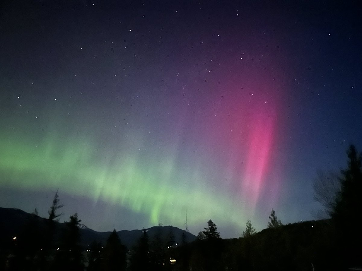 #northernlights #aurora #borealis #lightsinthesky