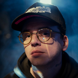 rainzeys_'s tweet photo. Logic's new spotify picture https://t.co/Ta8d6HP2L5