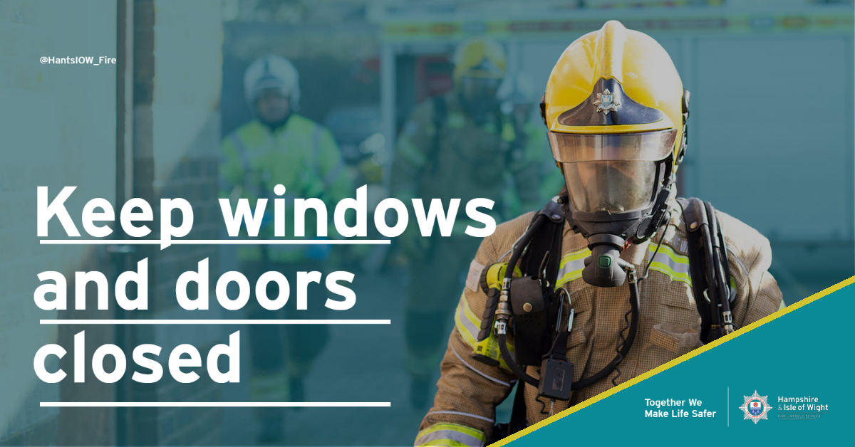 Multiple crews are currently tackling a blaze at the old World of Water site on Greatbridge Road, Romsey. Because of the large amounts of smoke, local residents are advised to close their windows. hantsfire.gov.uk/incident/fire-…