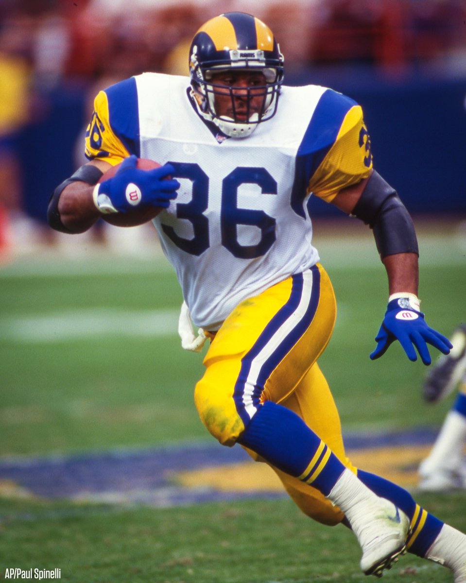 SteelersHistory's tweet photo. OTD in 1996, we acquired @JeromeBettis36 in a draft day trade with the Rams. https://t.co/sRphdFhlau