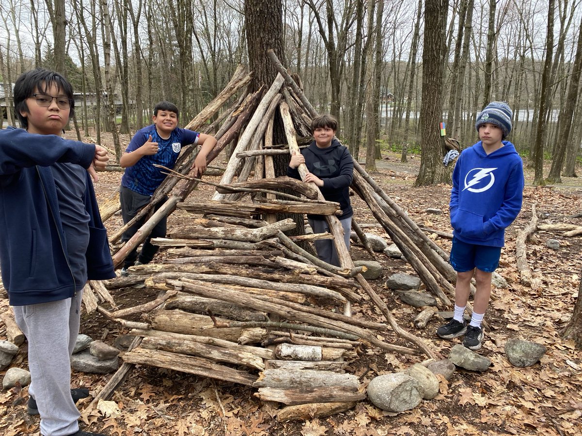 Survivor skills! Learning how to survive in the wild.⁦@WeAreMPSD⁩
