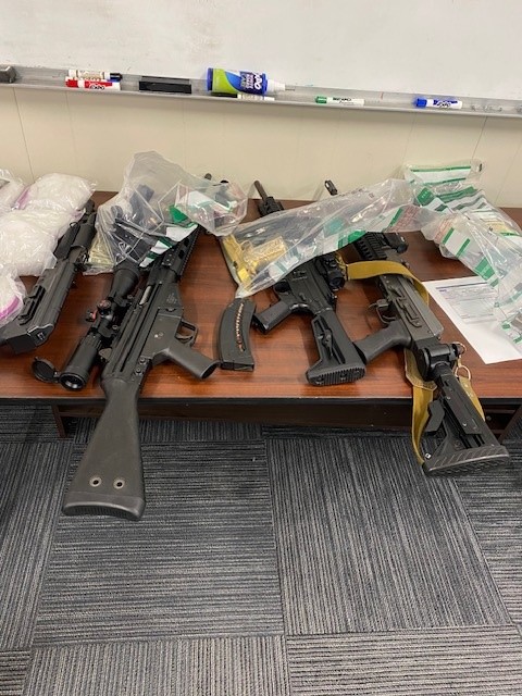 This week, Officers with the Tulsa Police Special Investigation Division recovered the following: - 18.6 lbs of Methamphetamine - 175g of Fentanyl (About 87,500 lethal dosage units) - 9 guns This is an ongoing investigation. We will release more information as we are able to.