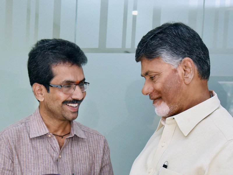 BhupalPsr's tweet photo. Heartiest birthday Greetings to the Great visionary leader, My well wisher ,
Andra pradesh state EX CM Sri @ncbn Garu 💐💐💐💐
@naralokesh @JaiTDP @KesineniS
@LicypriyaK #HappyBirthdayCBNSir #CBN @KambojAnanya @AaravSeth_
Let’s protect #enviromment 🌴
make India #plasticfree https://t.co/7yAvnqYdhM