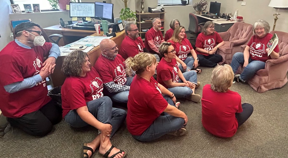 You are never too old to listen to a good book! 
We Think, Therefore We Read! #iueast #IUAlumniAssociationEastRegion #iueastlibrary