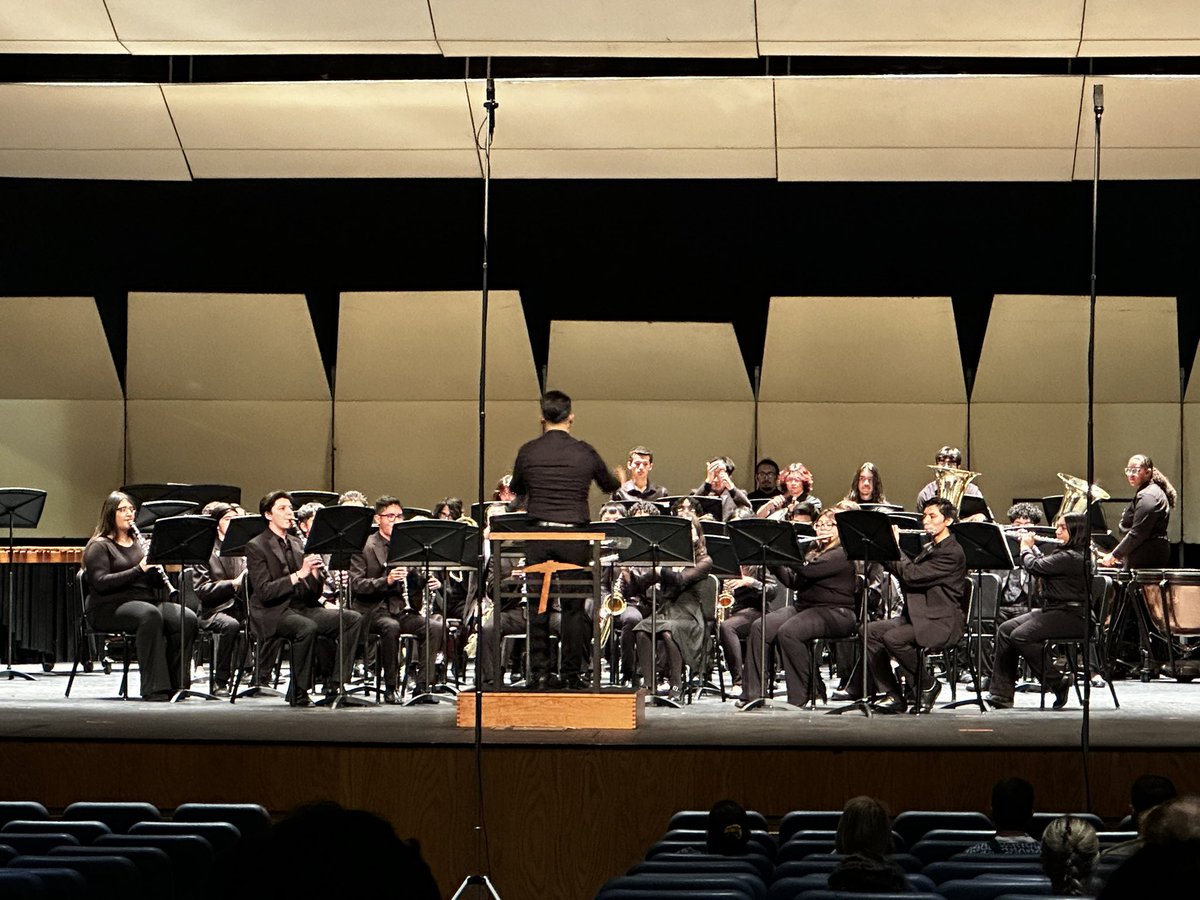 Riverside HS Varsity Band, under the direction of Jason Lauturner and Moises Espino, performing at the Del Valle Wind Ensemble Festival hosted by UTEP. @YISDFineArts @YsletaISD