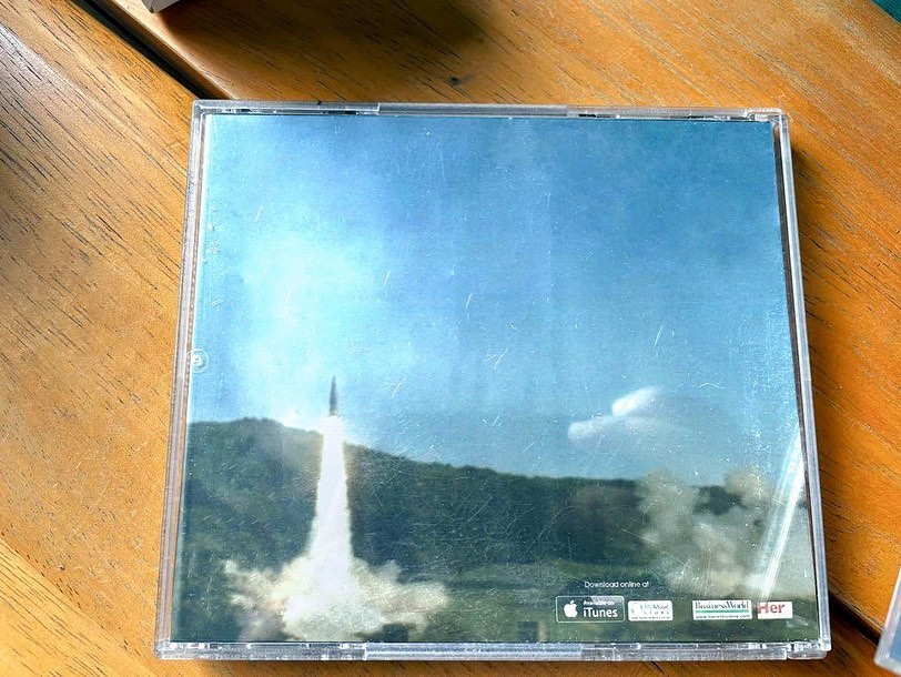 keyvslocket's tweet image. for the rest of your life, may 10

i began making this in march of last year. i learned a lot while making it. thank you all for waiting. i really hope you like it. i know my handwriting is bad.