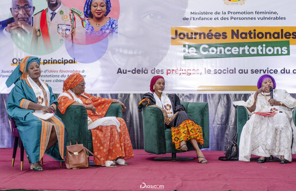 A l’invitation du Ministère de la Promotion  Féminine de l’Enfance et des Personnes Vulnérables, j’ai pris part aux journées nationales de concertation  autour du panel axé sur les violences faites aux femmes, filles et enfants 
#StopVBG