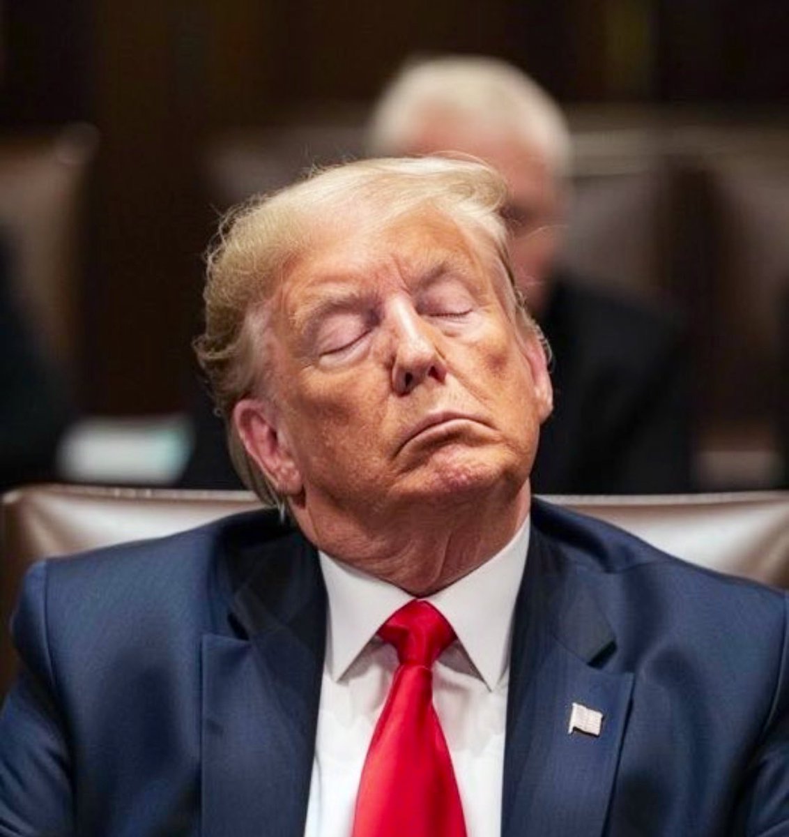 Mr. Trump sleeps better with Joe Biden as his president. I know I do…. Do you?🤚