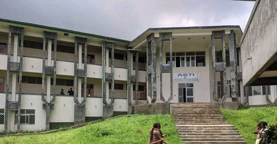 MimiMefoInfo's tweet image. The National Association of Private Higher Education Institutions has coached secondary school students to pursue entrepreneurship as they look forward to entering the University. Read more - ow.ly/u1Y750RkenS

 #PrivateEducation #HigherEducation #SecondarySchool