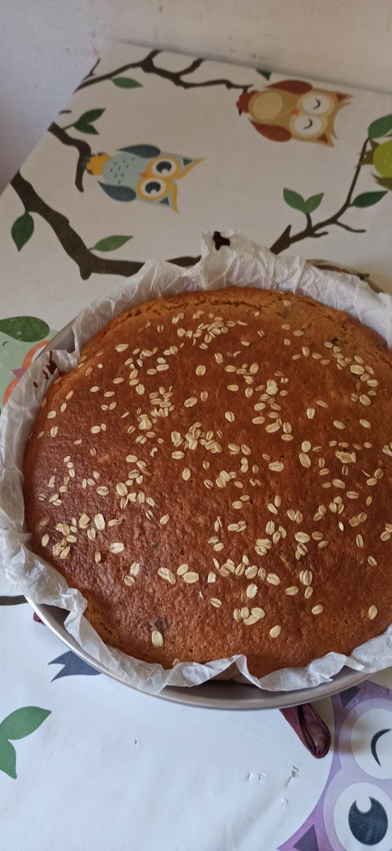 Oggi ho provato a fare la torta di carote, mai fatta né assaggiata ma devo dire molto molto buone, forse la farò spesso