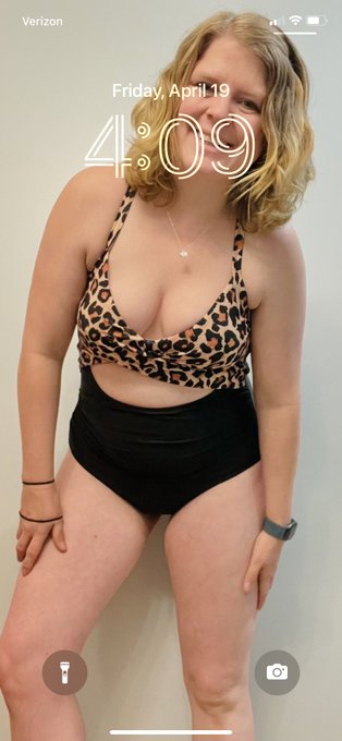 Hubbies phone Lock Screen❤️❤️❤️🥵 let&rsquo;s see yours in the comments! If it&rsquo;s me you will get something amazing<a href="/tag/thick"class="tags"><span>#thick</span></a><a href="/tag/pokemon"class="tags"><span>#pokemon</span></a><a href="/tag/thot"class="tags"><span>#thot</span></a><a href="/tag/pikachu"class="tags"><span>#pikachu</span></a>