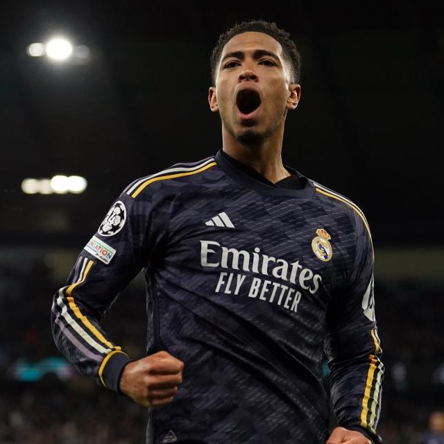 🍀CONCOURS ! 🍀
 Le maillot de ton choix !

-RT
-Follow
-Le maillot que tu veux en commentaire 👇

-25% avec le code "ZOUNA" ce weekend sur TOUT les maillots : shorturl.at/iuGW8

Tirage demain soir