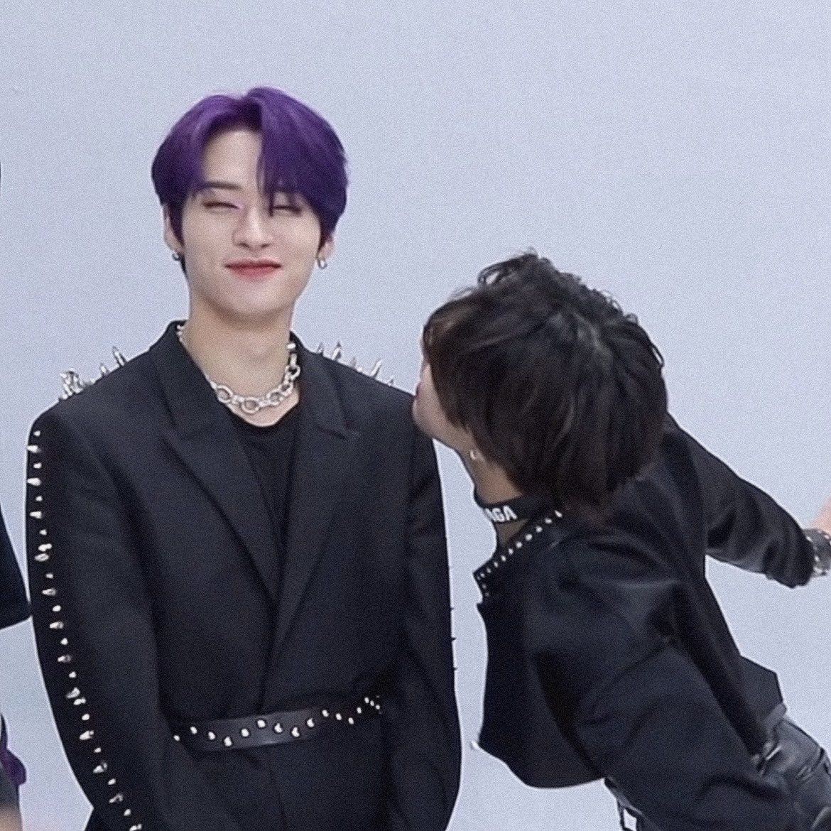 hanmoonss's tweet photo. do you think he wants to seem cute and sweet to him https://t.co/mfJJlNJrZJ