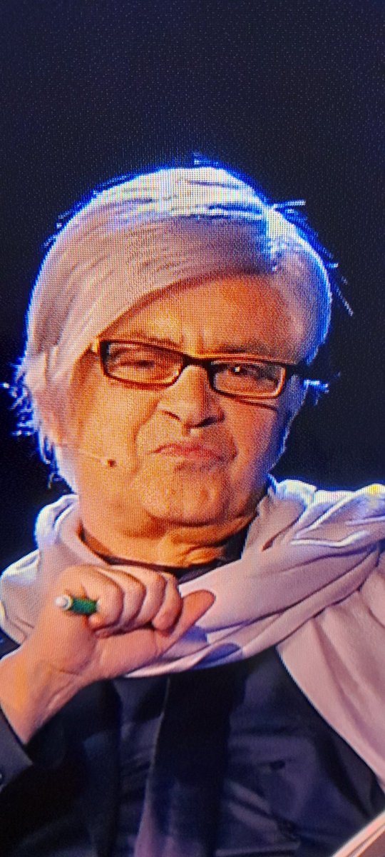 francescade54's tweet photo. Le facce di #fuffas muoio ๐ ๐ ๐ ๐ ๐ ๐
#fratellidicrozza https://t.co/dyHrCXJdKV