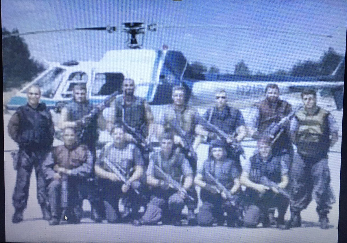 Crowded_Games's tweet photo. فعالية : اللي مختم ريزيدنت ايفل وعارفها كويييس هذي الصورة الى ماذا تعود ؟ #ResidentEvil #ps1 #ps2 #gaming https://t.co/4lHrmcFq0F
